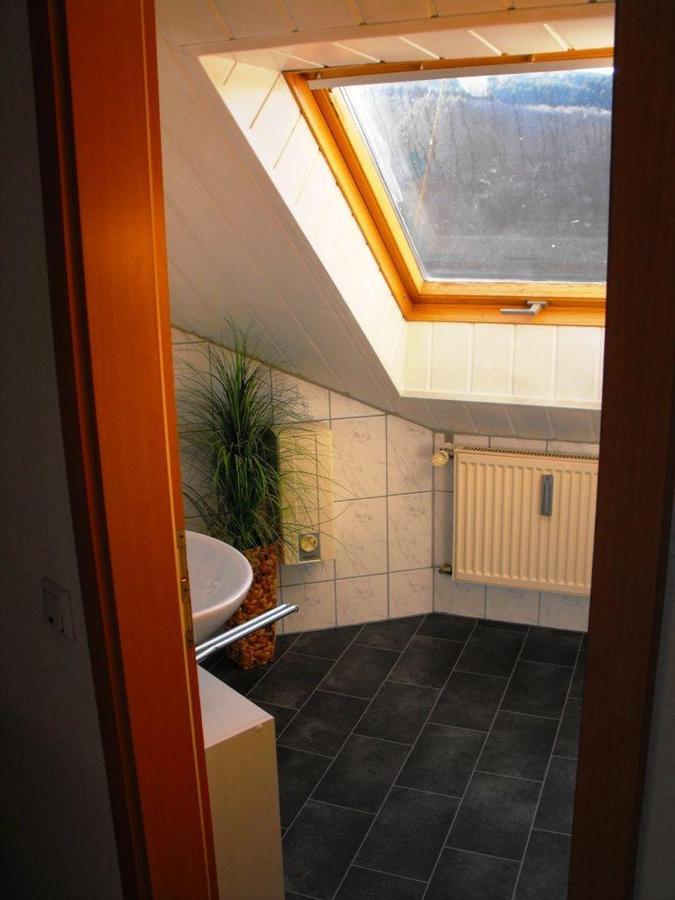 Ferienwohnung-Thielen-Waldrach-Ruwertal Esterno foto